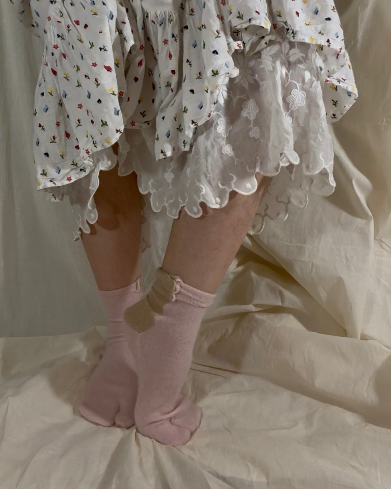 100% Cashmere Tabi Socks