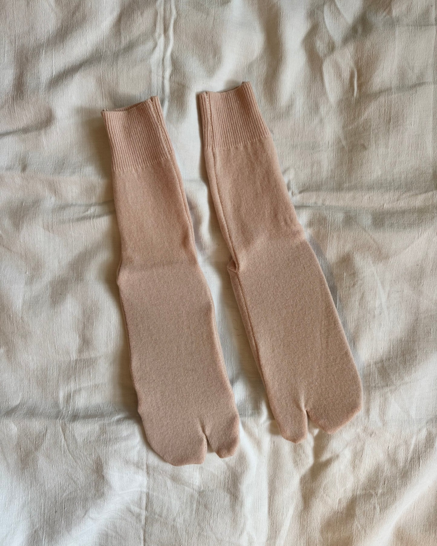 100% Cashmere Tabi Socks