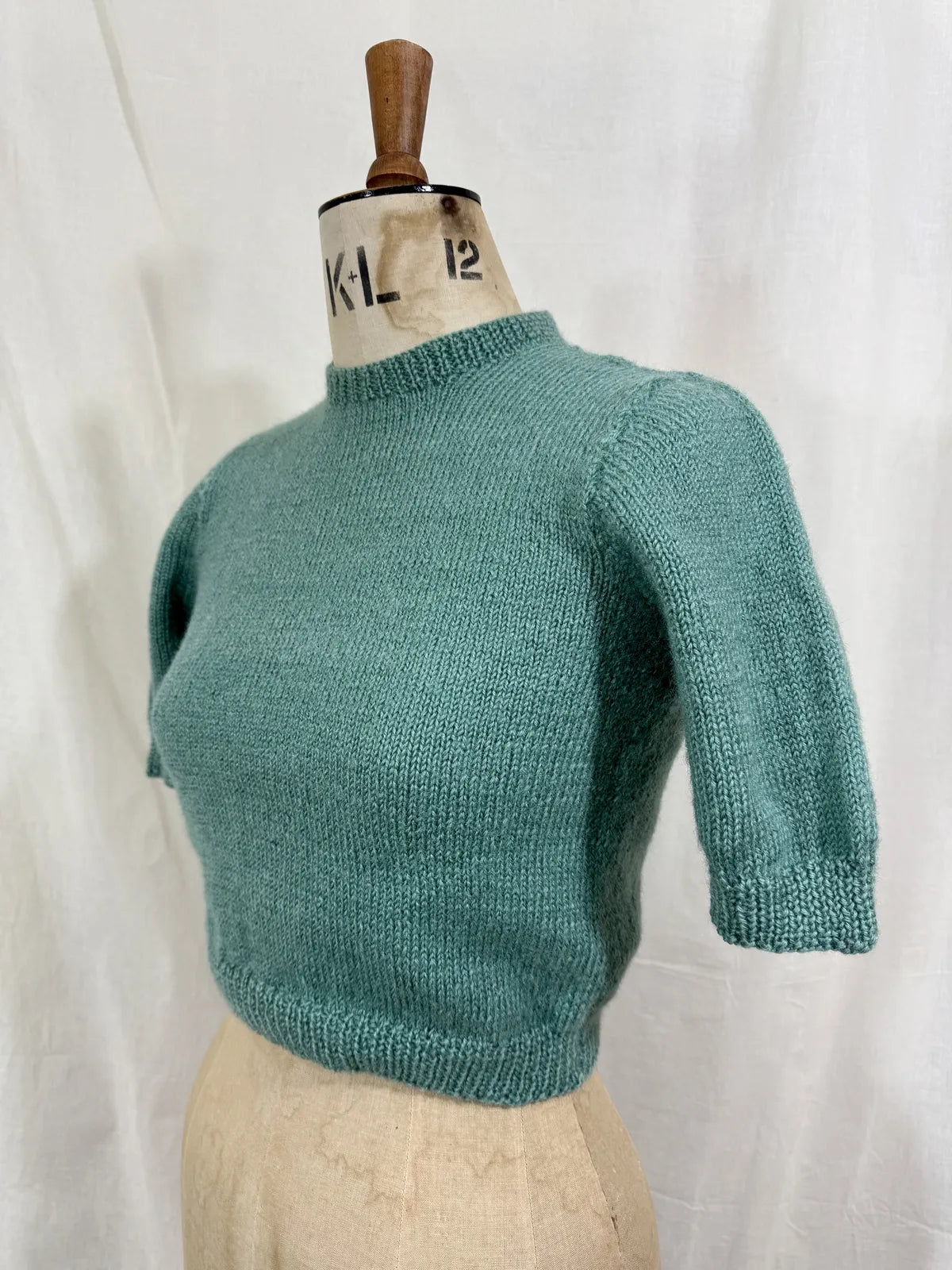 Vintage 1940’s Hand Knitted Green Cropped Jumper