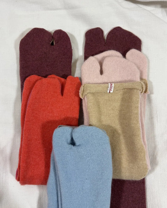 cashmere tabi bedsocks in different colours on a white backdrop